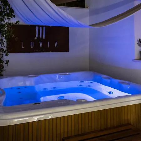 Bed & Breakfast Luvia *