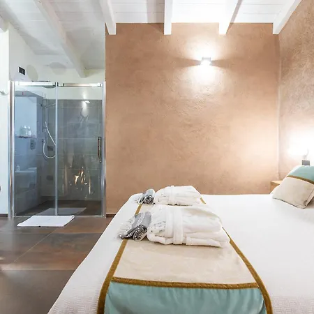 Bed and breakfast Luvia 4*