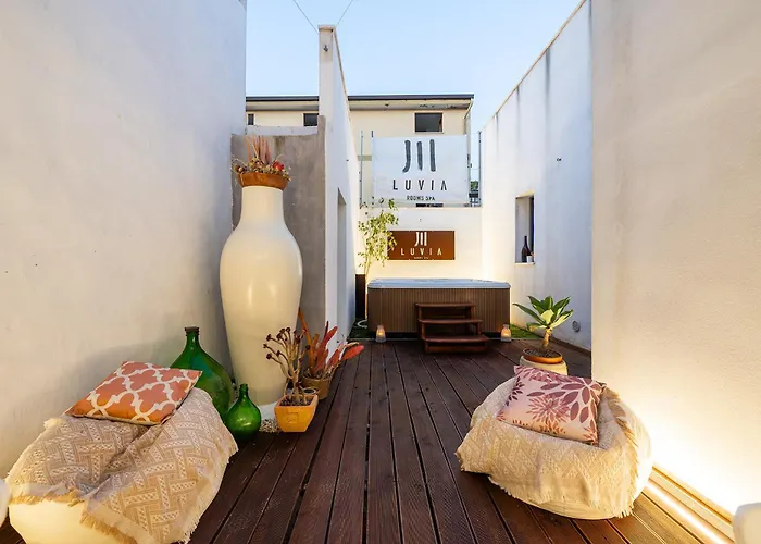 Luvia Bed & Breakfast